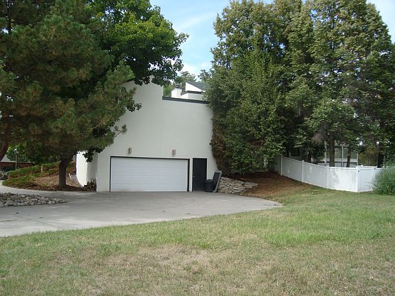 2nd image of 5503 Sweetgrass Creek Dr