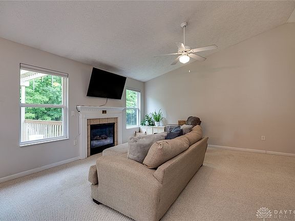 4th image of 957 Caribou Run Ln