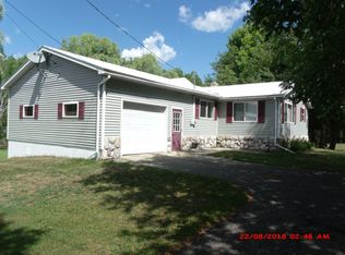 11946 Freel Hwy, Millersburg, MI 49759