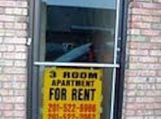 6-01 Fair Lawn Ave, Fair Lawn, NJ 07410