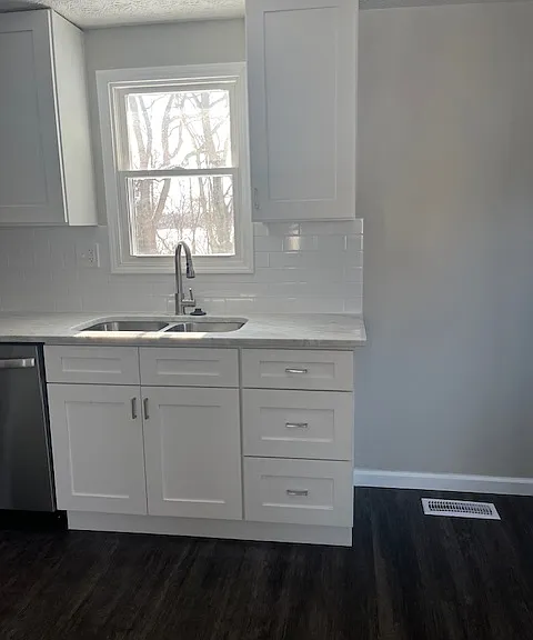 3451 Clarkston Ave — Photo 9