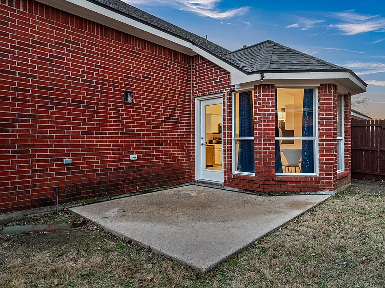 Ruth Borchardt Dr — Photo 15