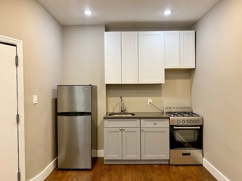 1st image of 139 Rogers Ave APT 2A
