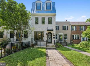 3550 Whitehaven Pkwy NW, Washington, DC 20007