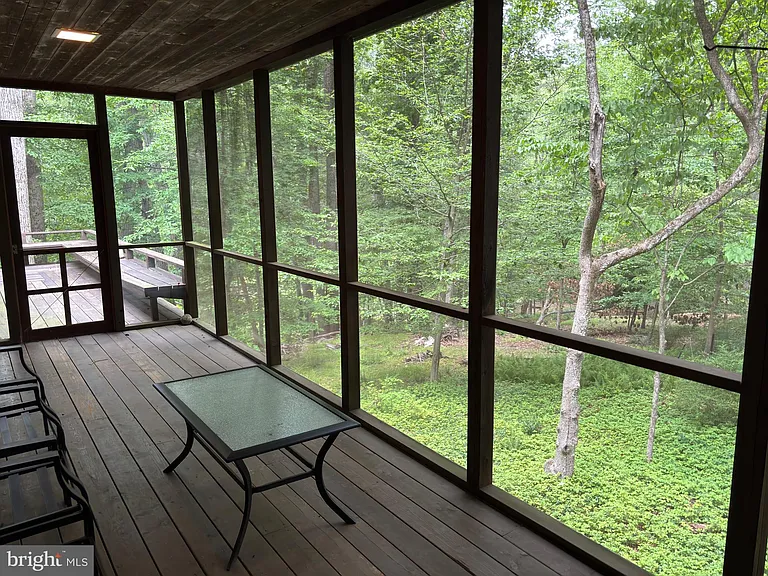 6489 Old Carversville Rd — Photo 25