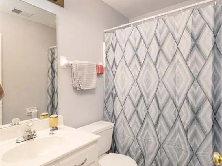 5844 Ashridge Pl — Photo 10