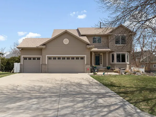 9014 Farnsworth Ave N, Brooklyn Park, MN 55443