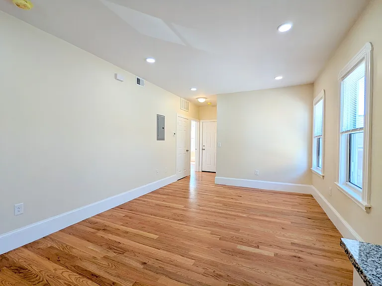 71 Merriam St #3 — Photo 11