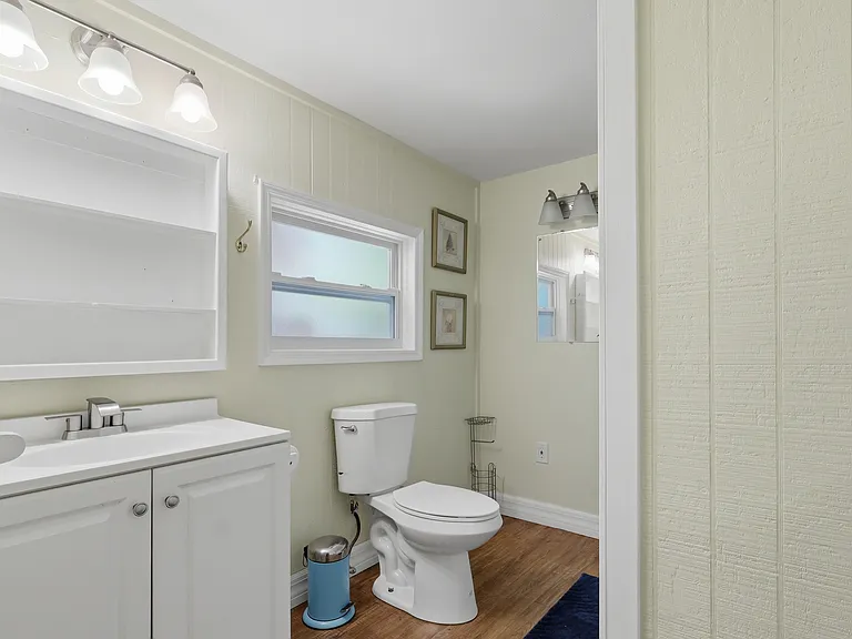 587 Dixie Hwy — Photo 13