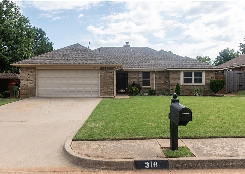 1st image of 316 E Parkland Dr