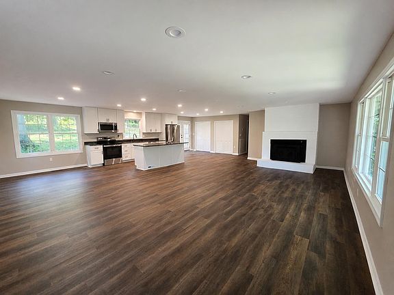 5th image of 7228 Timberlane Dr