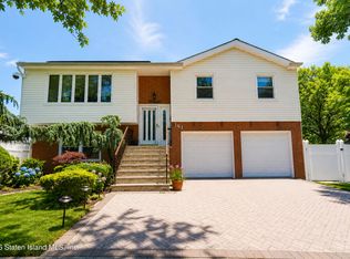 161 Eylandt St, Staten Island, NY 10312
