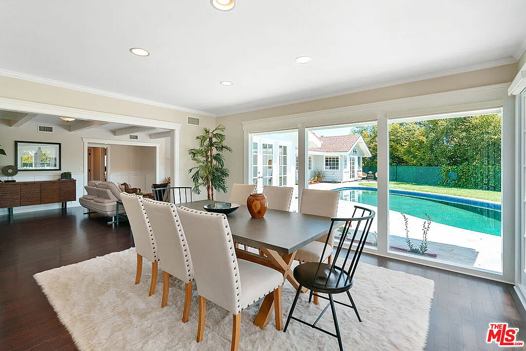 3 bed, 3.0 bath, 2613 sqft, $15,000 — Photo 4
