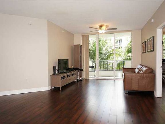 2nd image of 510 NW 84th Ave APT 218