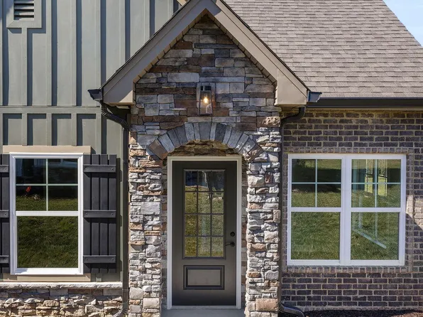 92 Founding Way #22, Lookout Mountain, GA 30750