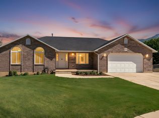 1832 E 7880 S, South Weber, UT 84405