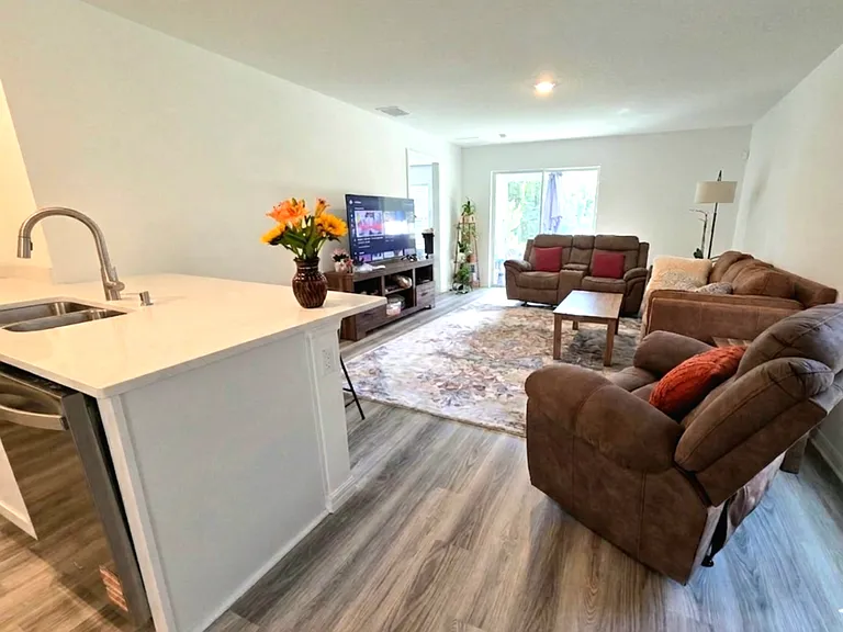 5220 Berry Bay Ave #5220 — Photo 43