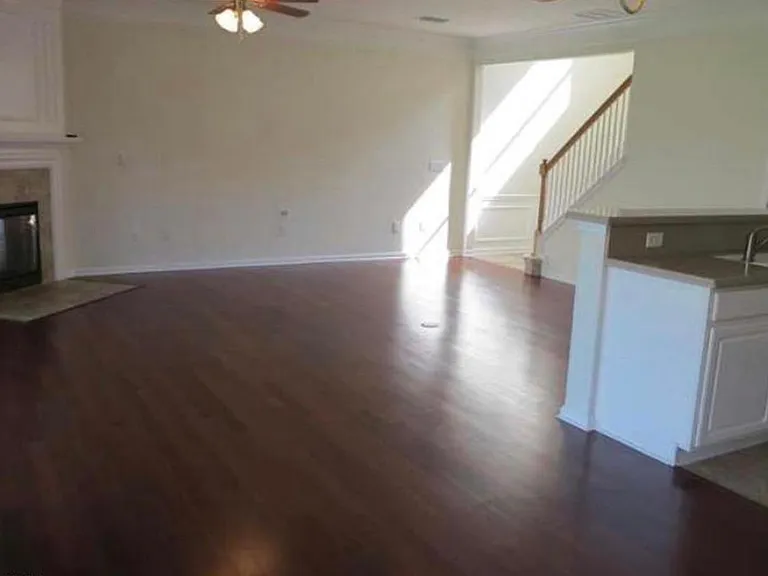 11171 Castlemain Cir W — Photo 4