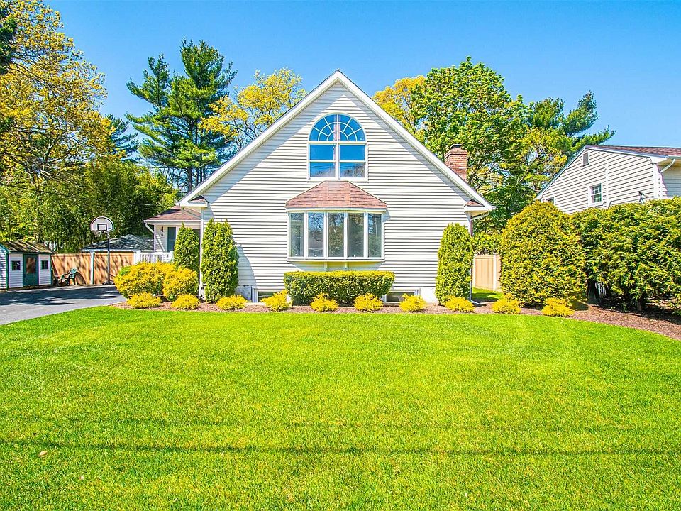 1st image of 38 Curtis Dr