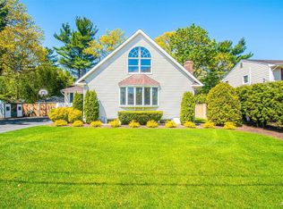 38 Curtis Dr, Sound Beach, NY 11789