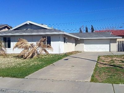 530 S Sanders St, Ridgecrest, CA, 93555