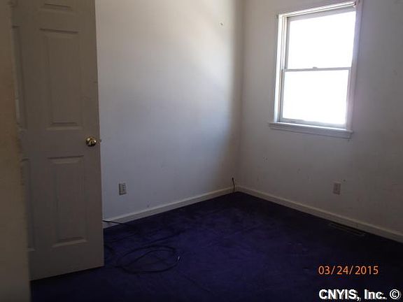5th image of 167 Lincoln Ave