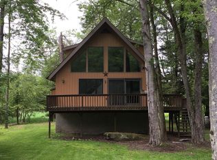 1434 Brookfield Rd, Lake Ariel, PA 18436