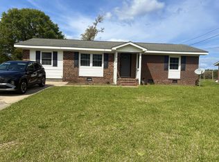109 Sheffield Rd, Jacksonville, NC 28546