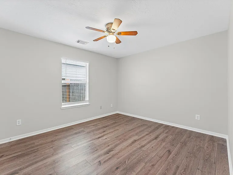 21218 Rezanof Rd — Photo 17