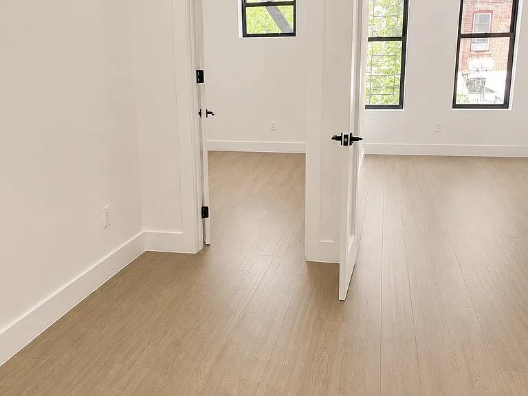405 Himrod St #2R — Photo 3