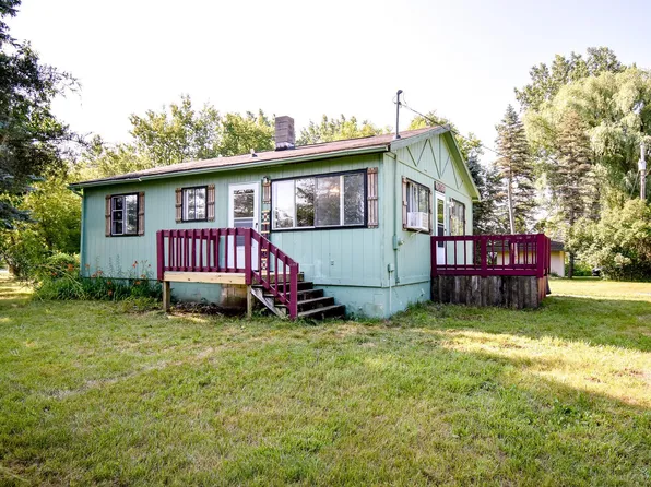 1493 W Newberg Rd, Pinconning, MI 48650
