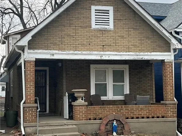 216 S 8th St, Kansas City, KS 66101