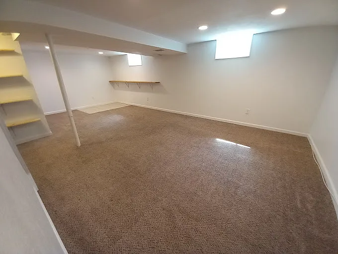 2075 S Utica St — Photo 10