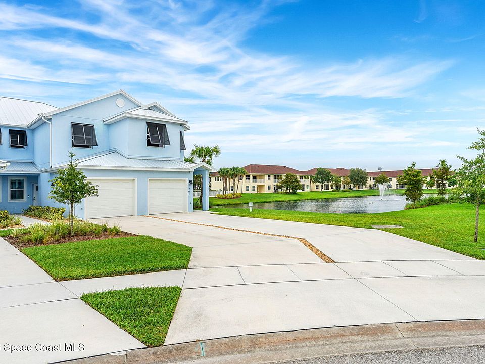 1st image of 3930 Playa Del Sol Dr #101