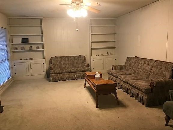 3rd image of 519 Thrush Ave