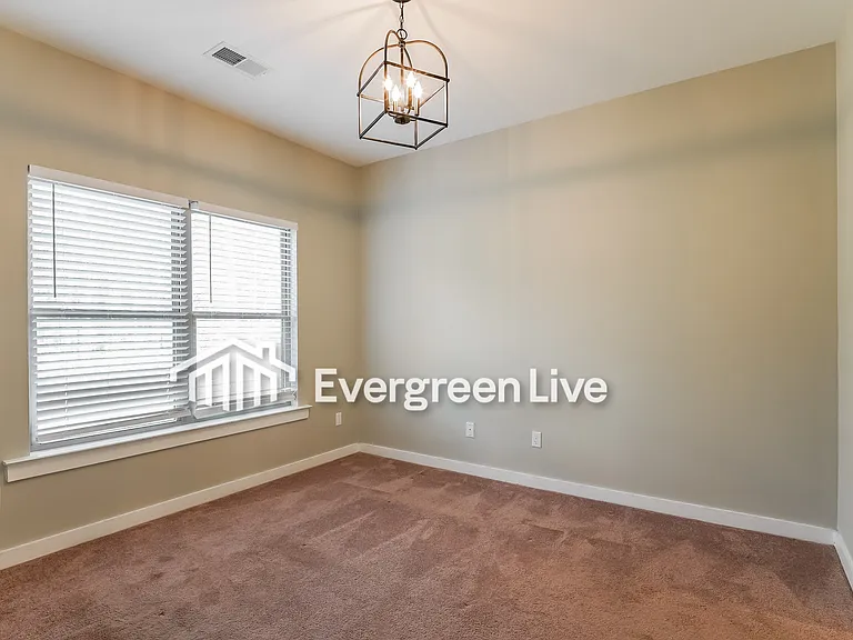 163 Park Dr N — Photo 11