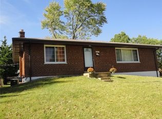 3853 Oakridge Blvd, Saint Louis, MO
