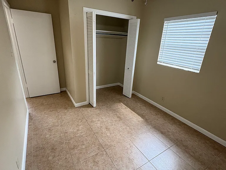 4204 W Ohio Ave #A — Photo 4