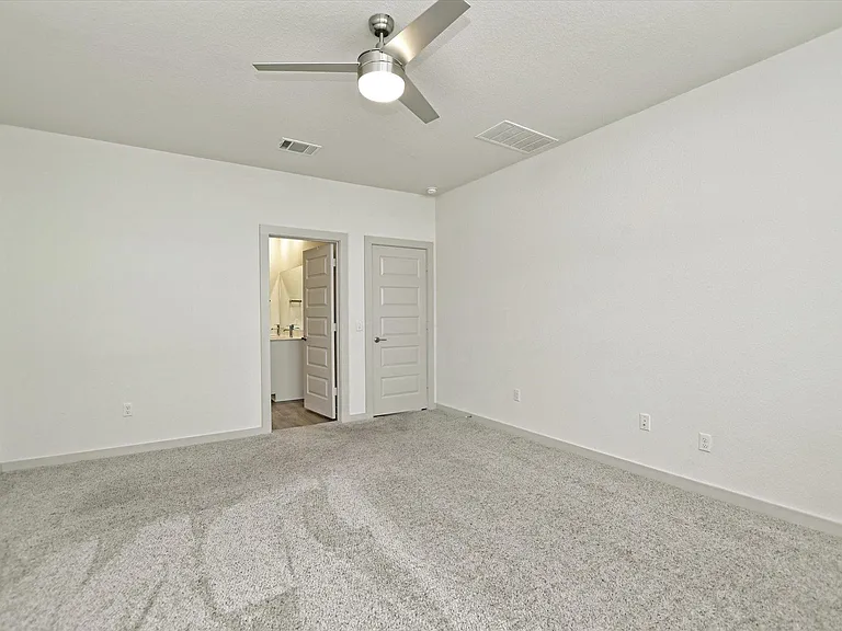 204 Merrick Rd — Photo 17