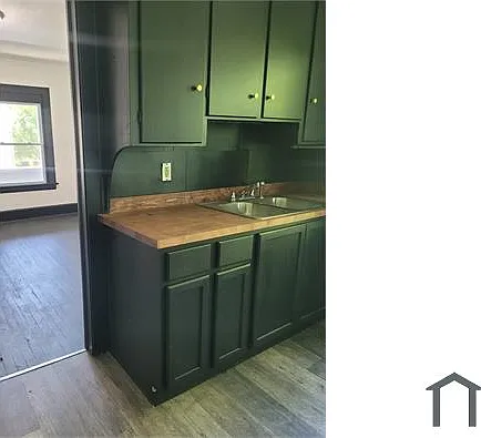 3 bed, $1,200 — Photo 3