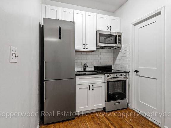 5th image of 315 E 84th St APT 33