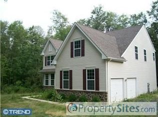 1642 Reed Ln, Kintnersville, PA 18930