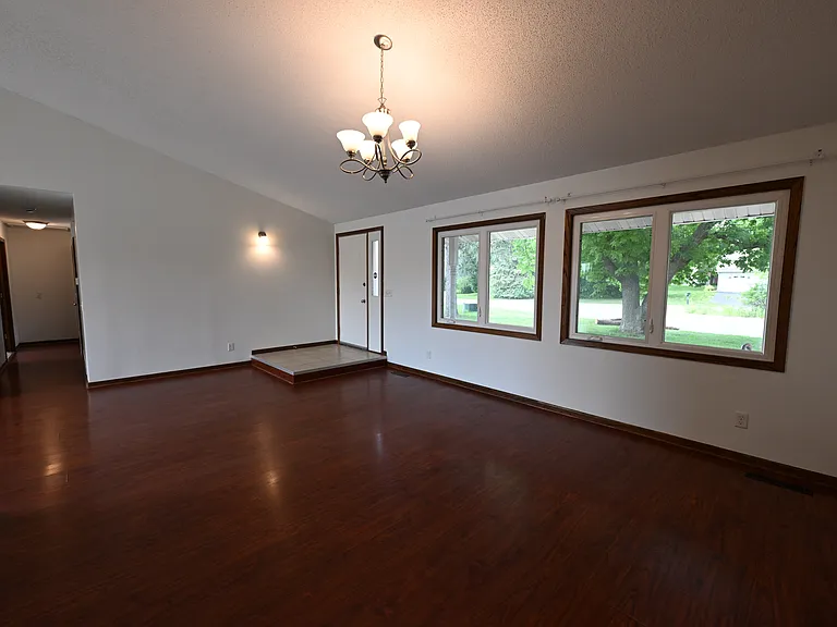 14429 Portland Ave — Photo 4