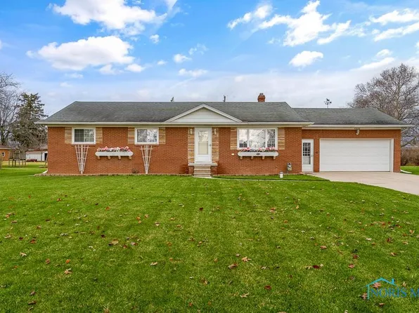 5838 Taylor St, Walbridge, OH 43465