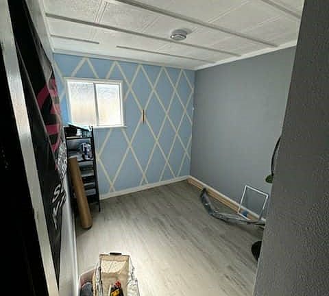 5th image of 657 Lebec Dr #27