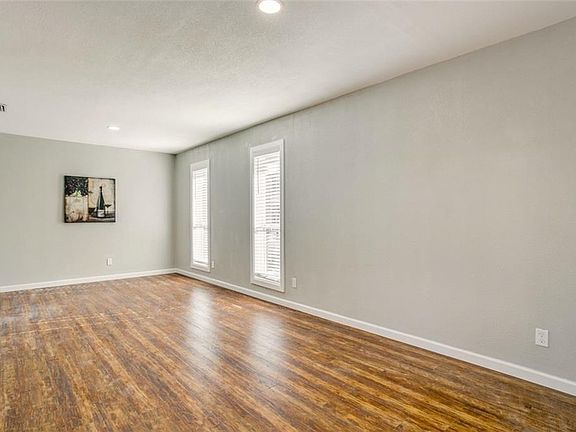 5th image of 1921 San Antonio Dr