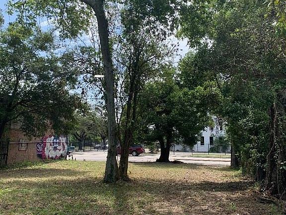 2nd image of 0 Rosalie Ave