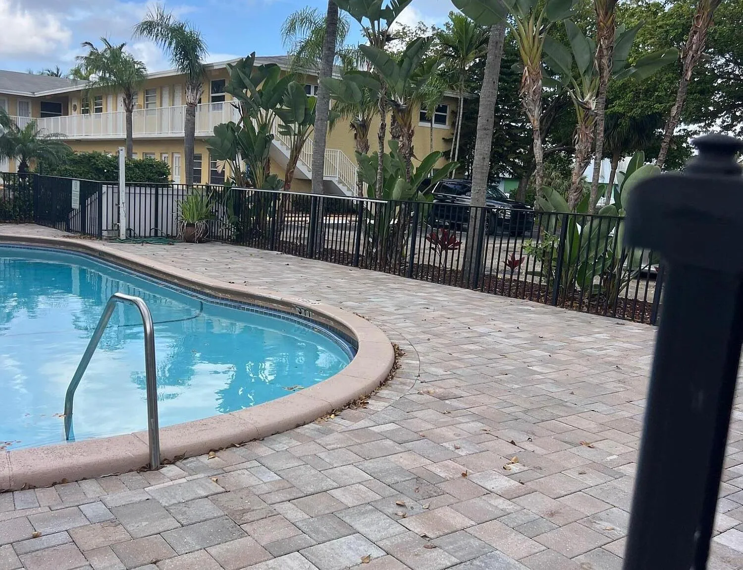 2 bed, 1.0 bath, 770 sqft, $1,800 — Photo 2