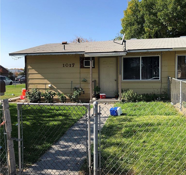 1st image of 1017 2nd Ave SE