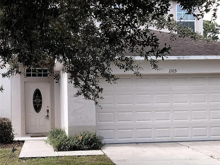 1105 Windton Oak Dr — Photo 1